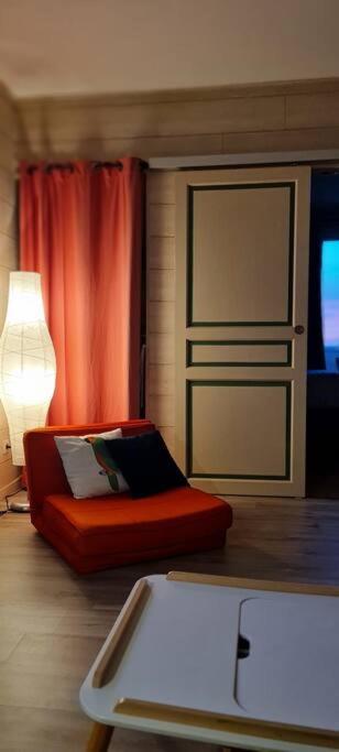 Le Perchoir, Belle Vue Mer Apartment กงการ์โน ภายนอก รูปภาพ